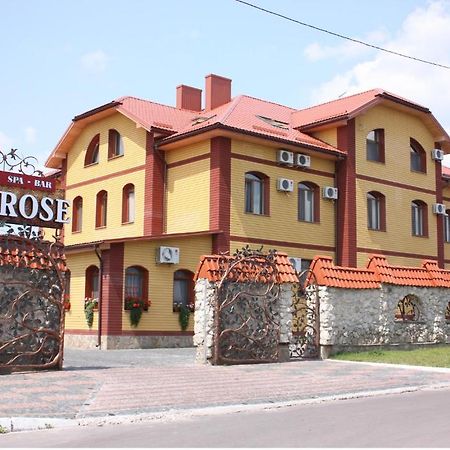 Melrose Hotel Ровно Экстерьер фото